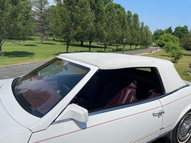 1983 Buick Riviera - photo 11