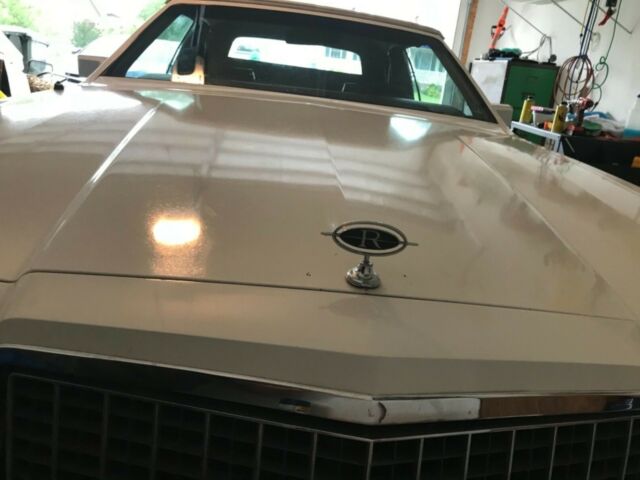 1983 Buick Riviera XX - photo 12