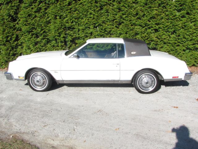1983 Buick Riviera - photo 3