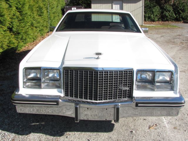 1983 Buick Riviera - photo 5