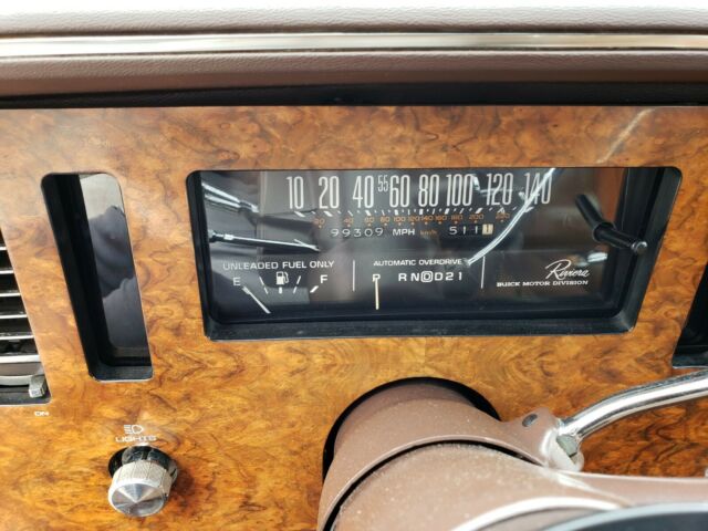 1983 Buick Riviera - photo 13