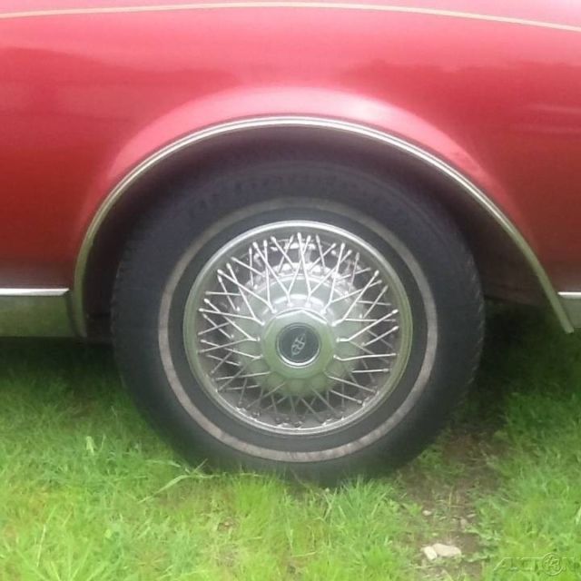1983 Buick Riviera Convertible - photo 9