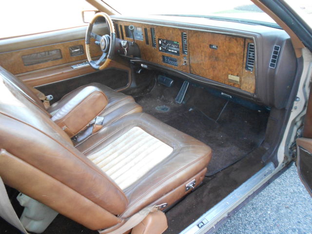 1983 Buick Riviera - photo 12
