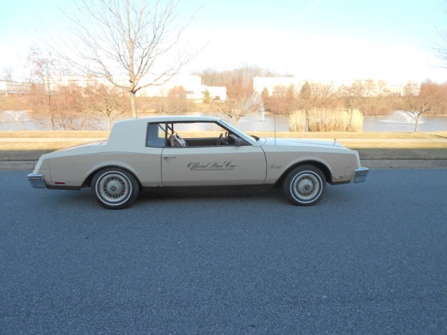 1983 Buick Riviera - photo 4