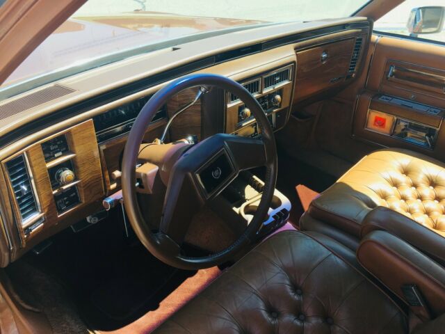1983 Cadillac Brougham - photo 12
