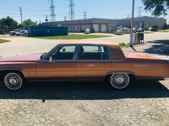 1983 Cadillac Brougham - photo 8