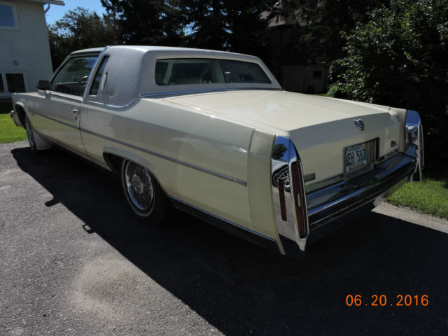 1983 Cadillac Brougham - photo 2