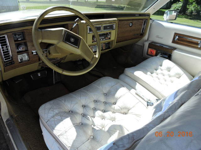 1983 Cadillac Brougham - photo 5
