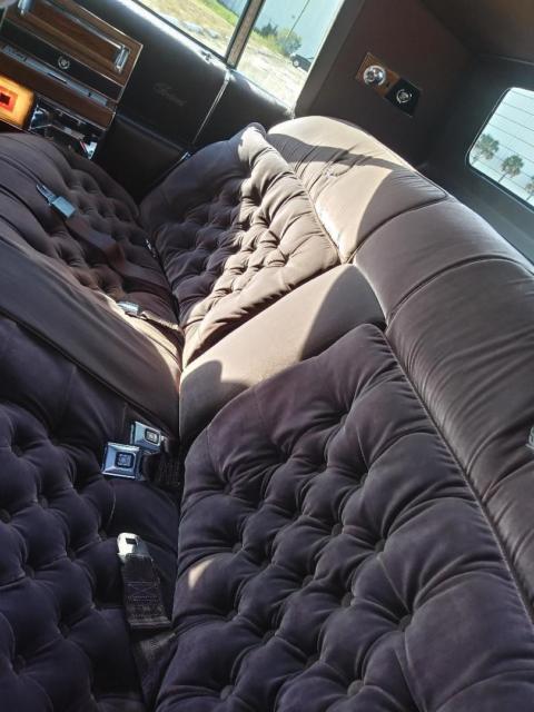 1983 Cadillac Fleetwood - photo 12