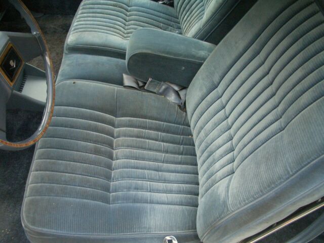 1983 Cadillac DeVille - photo 13