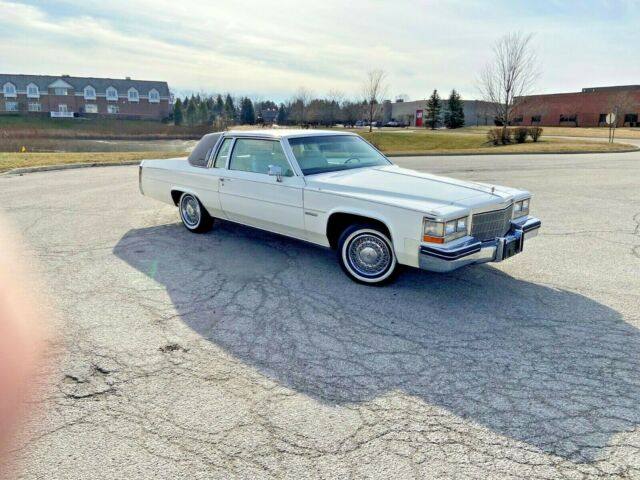 1983 Cadillac DeVille Coupe - photo 3