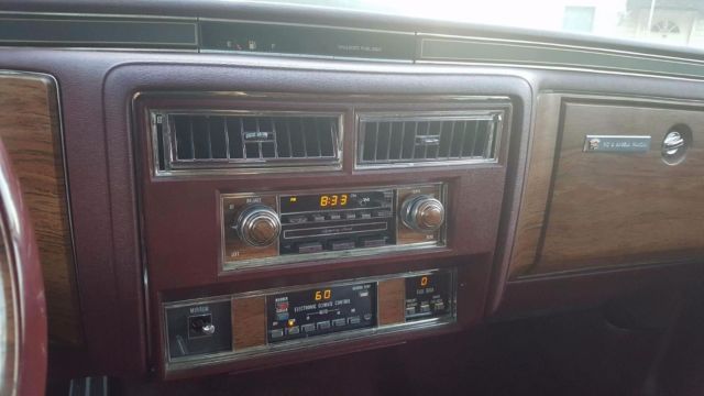 1983 Cadillac DeVille Grey - photo 11