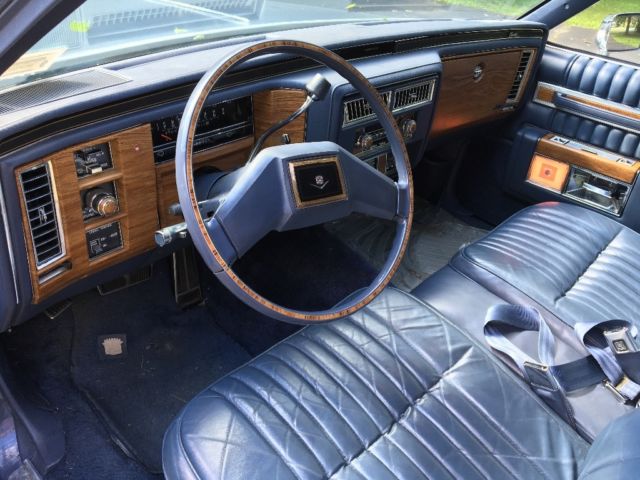 1983 Cadillac DeVille - photo 11
