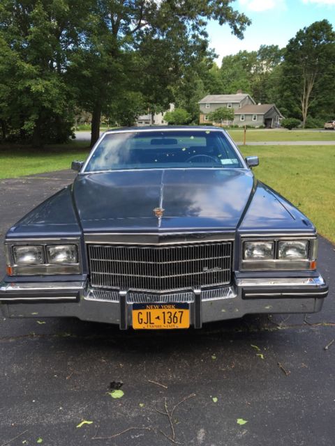 1983 Cadillac DeVille - photo 2