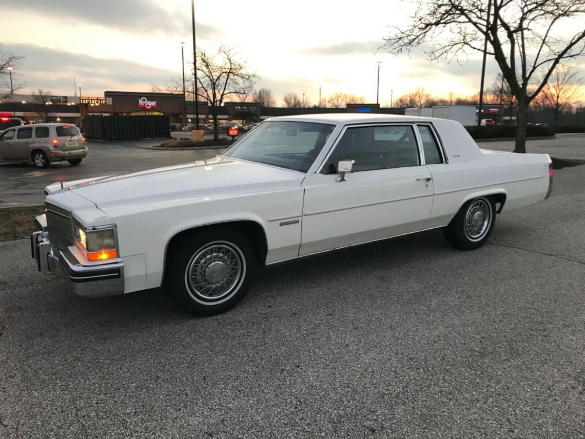 1983 Cadillac DeVille Coupe - photo 2