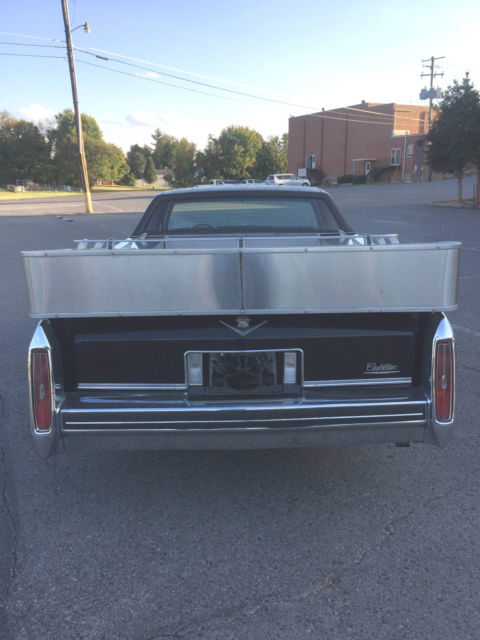1983 Cadillac DeVille Flower Car - photo 5