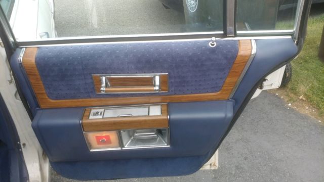 1983 Cadillac DeVille HT 4100 - photo 6