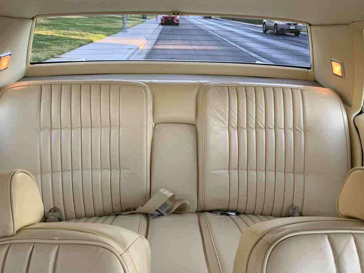 1983 Cadillac DeVille - photo 13