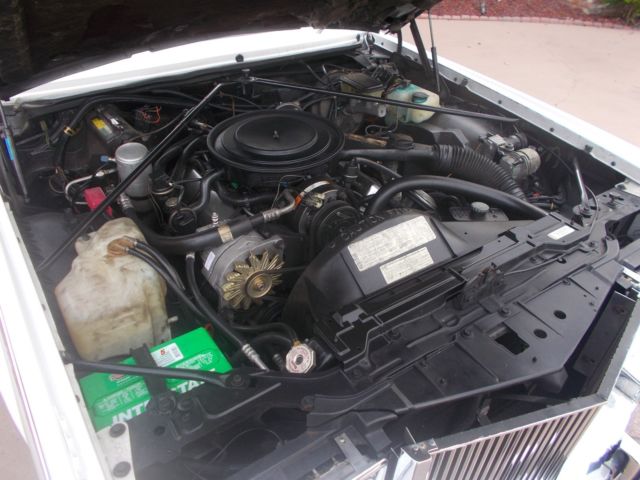 1983 Cadillac Eldorado Biarritz - photo 12