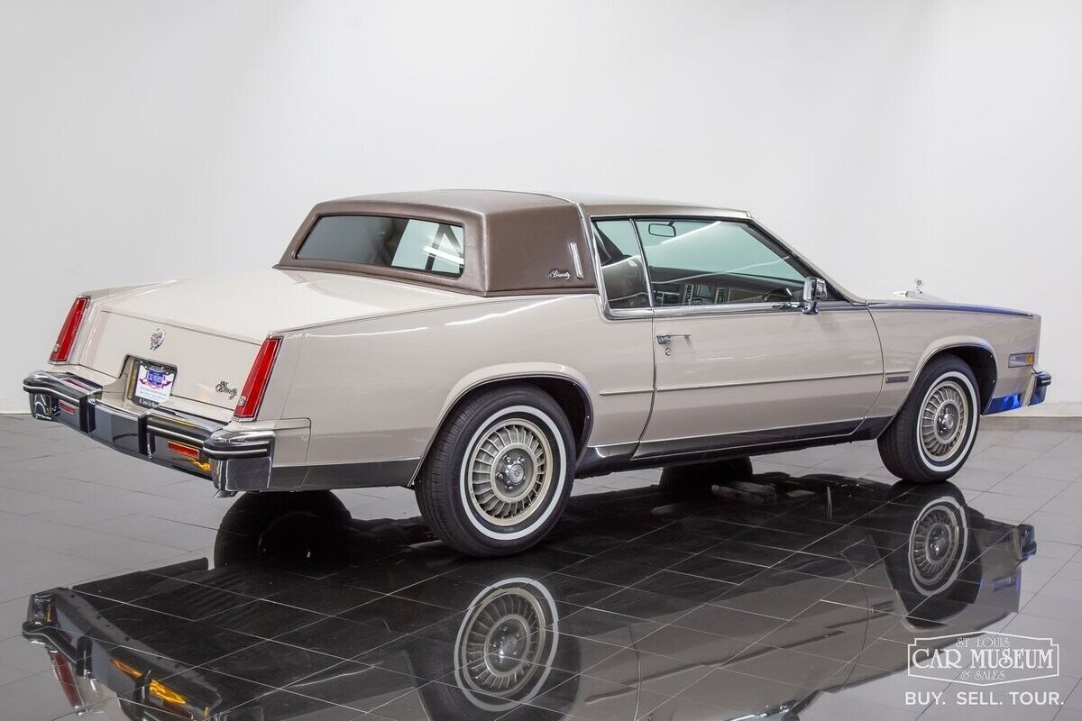 1983 Cadillac Eldorado Biarritz - photo 11