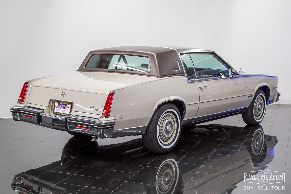 1983 Cadillac Eldorado Biarritz - photo 12