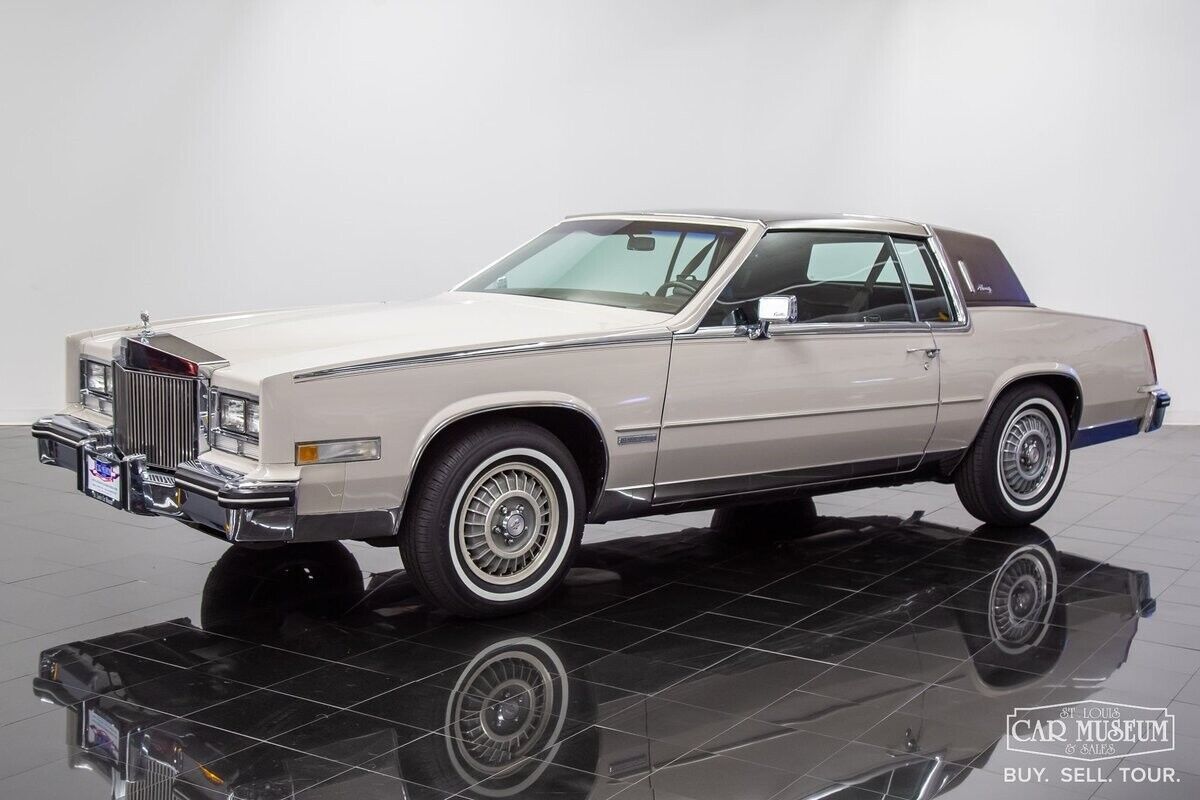 1983 Cadillac Eldorado Biarritz - photo 2