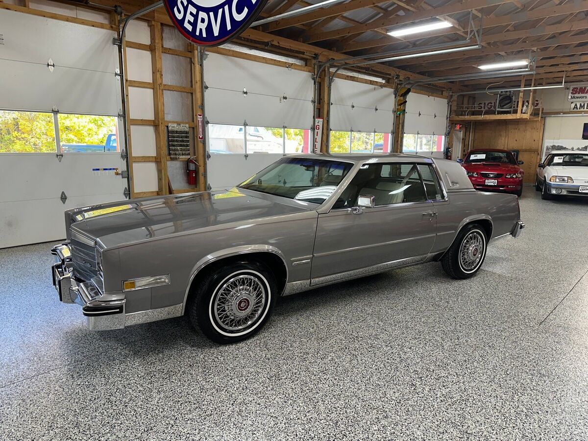1983 Cadillac Eldorado Only 25,038 Original Miles Since New Clean Carfax - photo 3