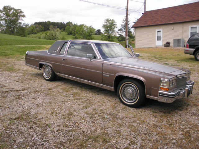 1983 Cadillac Fleetwood - photo 2