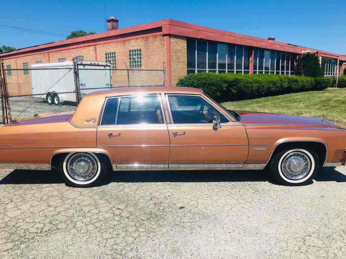 1983 Cadillac Fleetwood BROUGHAM