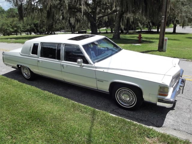 1983 Cadillac Fleetwood - photo 11