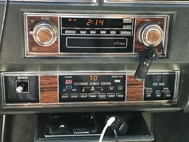 1983 Cadillac DeVille - photo 11