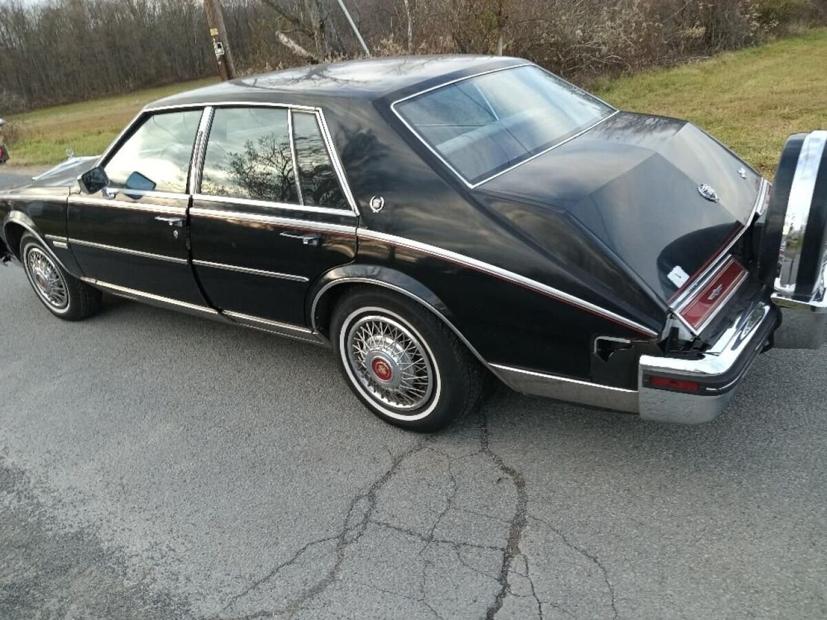 1983 Cadillac Seville Base 4dr Sedan - photo 5