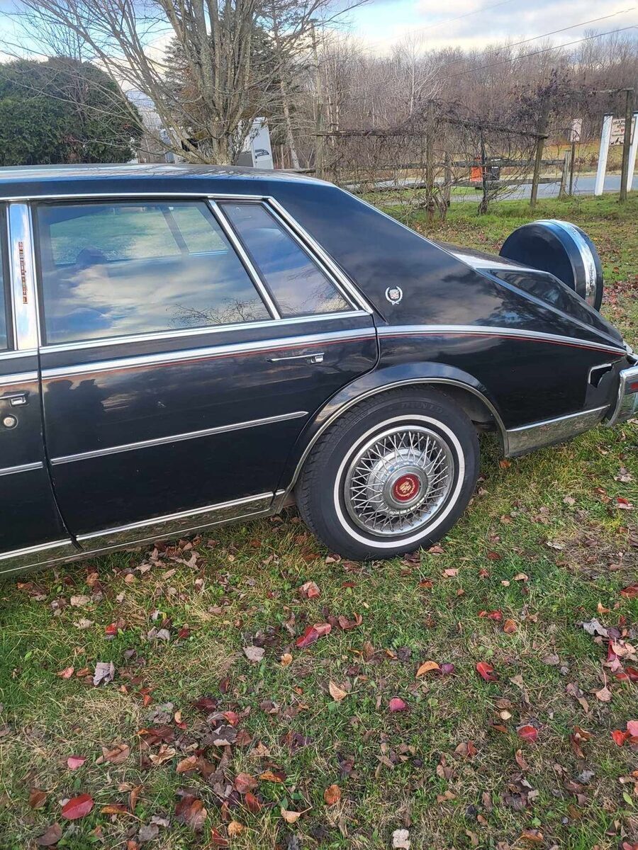 1983 Cadillac Seville Base 4dr Sedan - photo 7