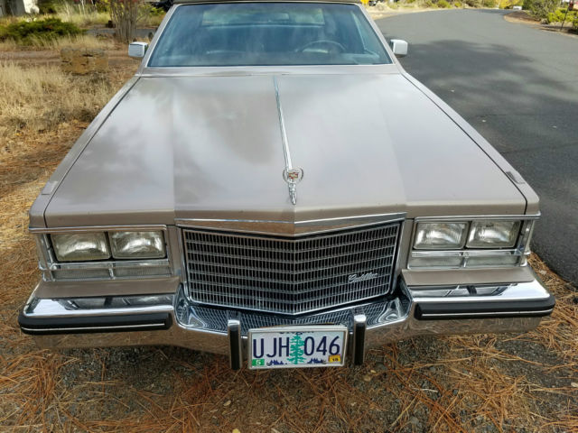 1983 Cadillac Seville Elegante Sedan 4-Door - photo 4