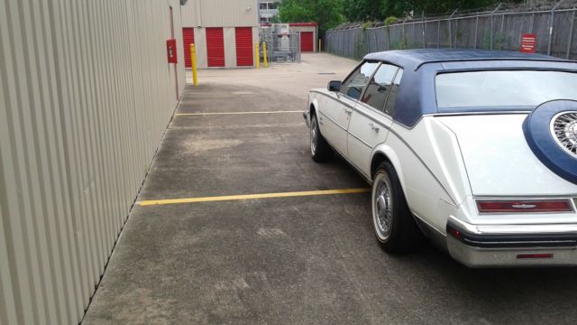 1983 Cadillac Seville - photo 4