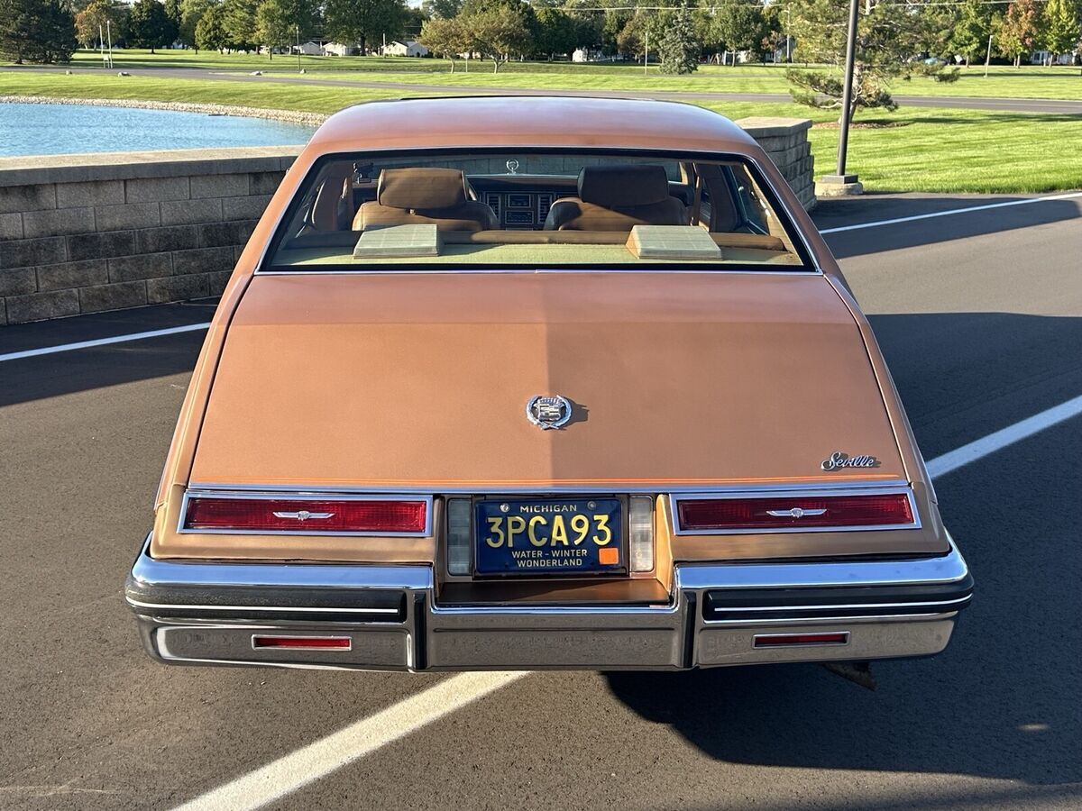1983 Cadillac Seville - photo 10