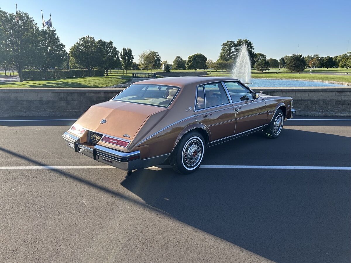 1983 Cadillac Seville - photo 11