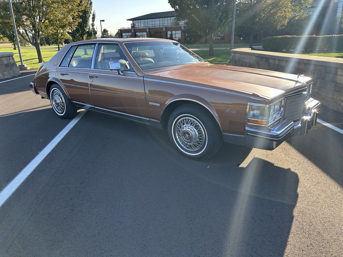 1983 Cadillac Seville - photo 3