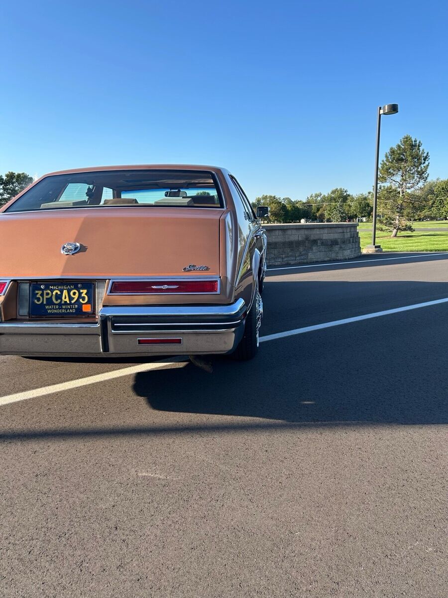 1983 Cadillac Seville - photo 8