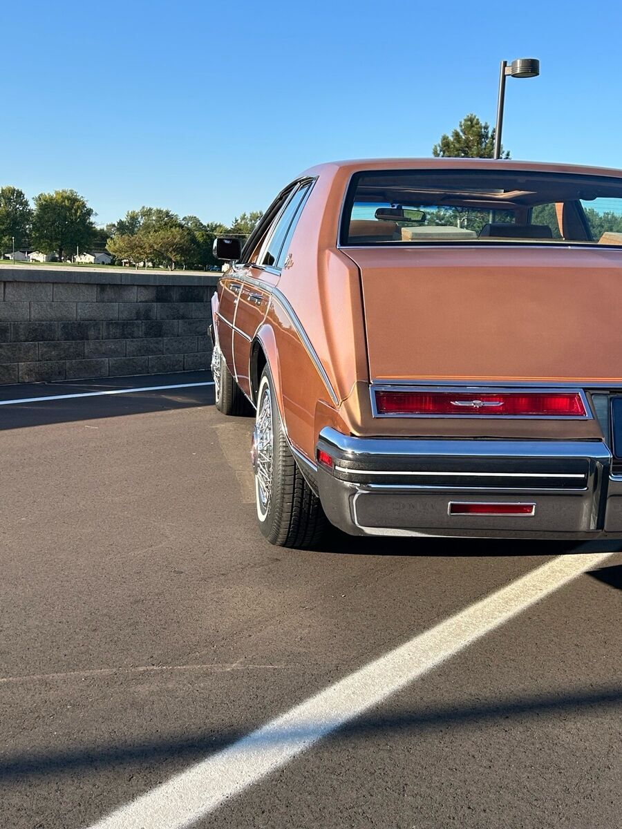 1983 Cadillac Seville - photo 9