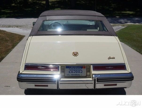 1983 Cadillac Seville Base Sedan 4-Door - photo 3