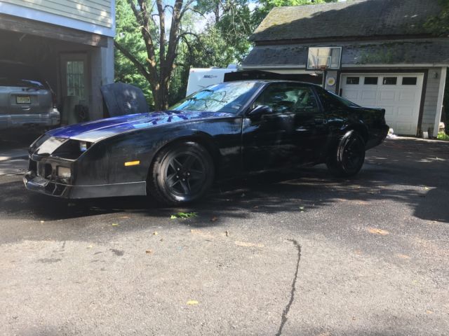1983 Chevrolet Camaro - photo 2