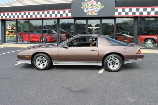 1983 Chevrolet Camaro Z/28 - photo 6