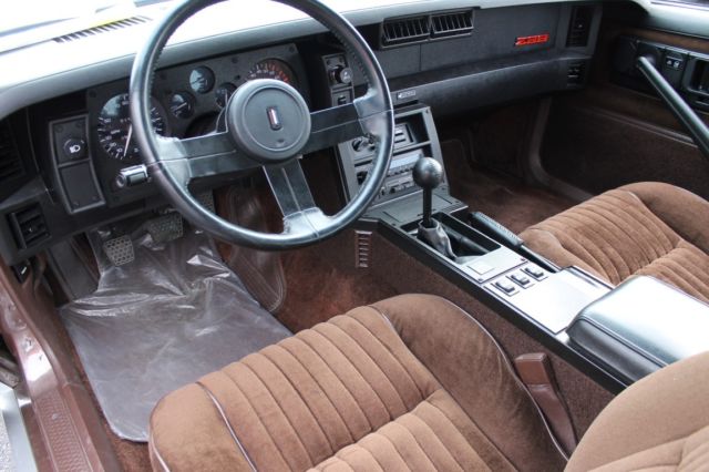 1983 Chevrolet Camaro Z/28 - photo 9