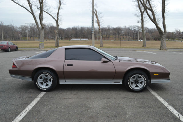 1983 Chevrolet Camaro Z28 - photo 9