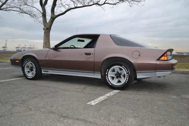1983 Chevrolet Camaro Z28 - photo 11