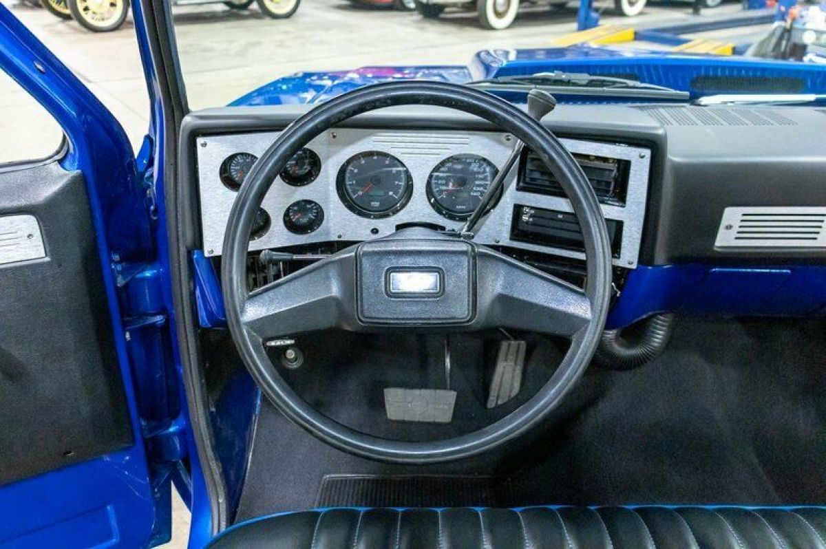 1983 Chevrolet C-10 - photo 12