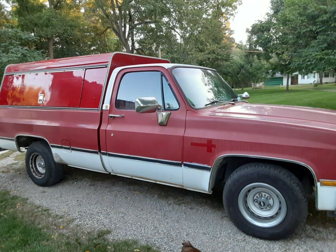 1983 Chevrolet C-10 - photo 2