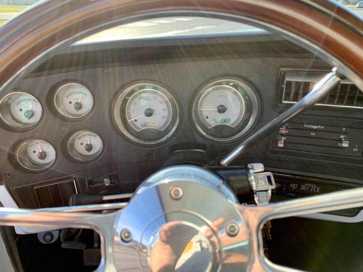 1983 Chevrolet C-10 - photo 7