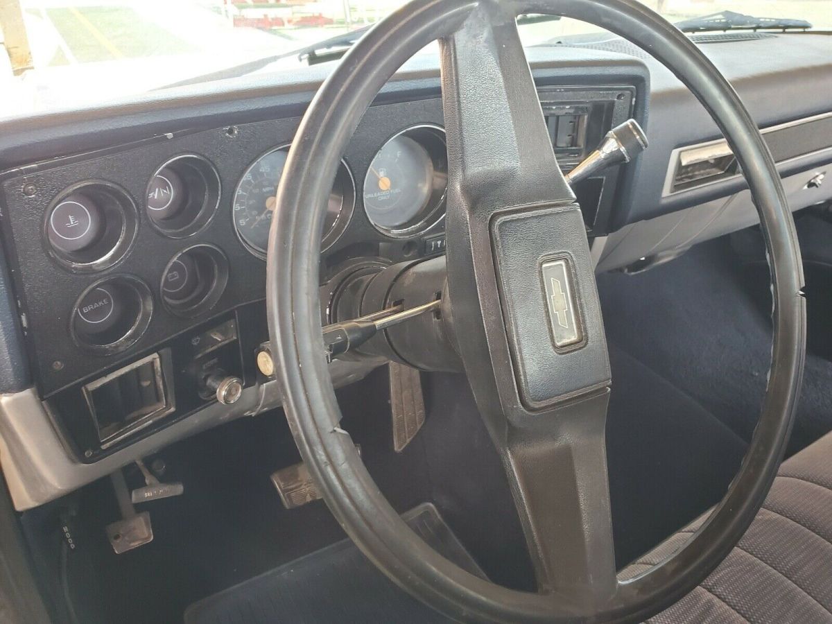 1983 Chevrolet C10 - photo 10